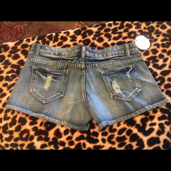 BRAND NEW, never worn! - Picture 2 of 2